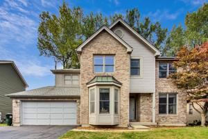 1230 Edgewater Lane