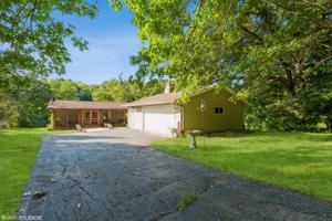 48 Lake Shore Drive