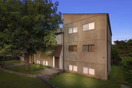 48 Oak Hill Colony
