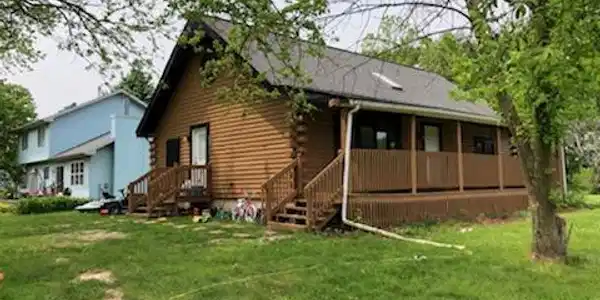 501 Lamplighter Loop SE