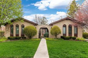1344 E Cooper Drive