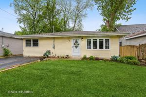 305 W RIVERSIDE Drive
