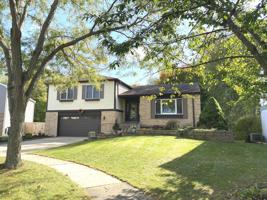 1615 Nightengale Circle
