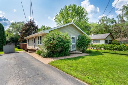 14 Ridgeland Avenue
