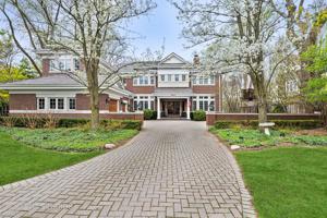 942 Pine Tree Lane
