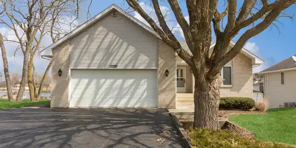1212 Candlewick Drive