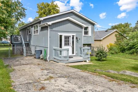 8 S Lake Avenue