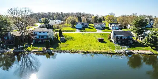 330 Candlewick Drive