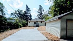 339 E Lane Court SW