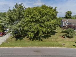 204 Rochester Road NE