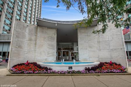 3600 N Lake Shore Drive