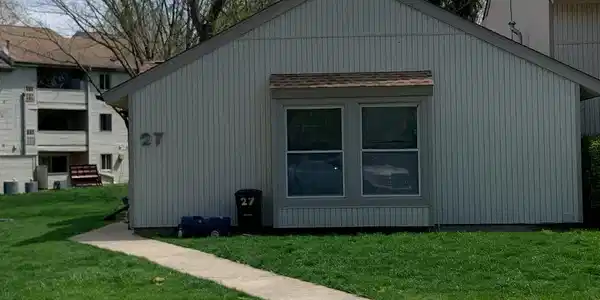 27 Colony West Drive