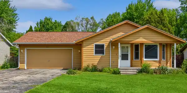 211 Thornhill Drive