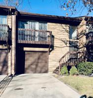 462 SKOKIE Lane