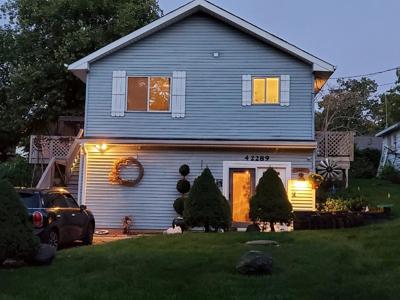 42289 N Elm Street