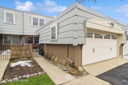 675 Versailles Circle