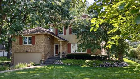 275 Warwick Lane