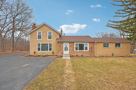 25616 W Lake Shore Drive