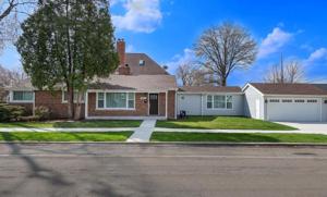 546 N Rose Avenue
