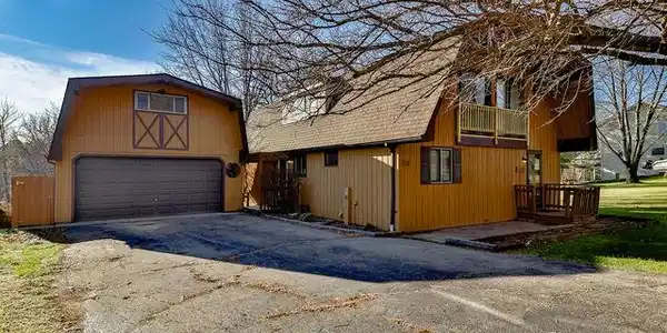 118 Valhalla Drive NE