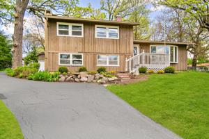 1016 W Edgewood Drive