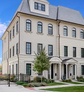 512 S Main Street