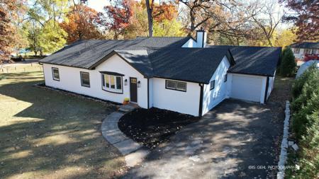 18653 W Willow Point Drive