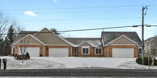 204 N Lake Of The Woods Road