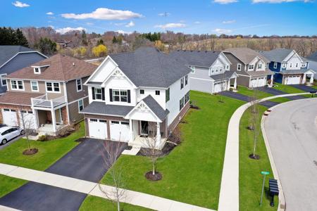 2 Potter Court