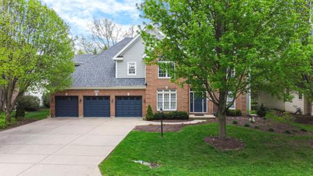 8709 Shade Tree Circle