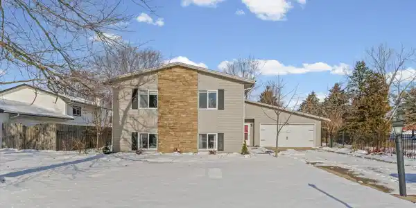 702 Devonshire Drive