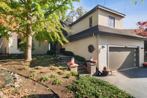 26757 N Oakdale Lane