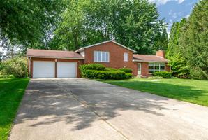 988 Holiday Drive