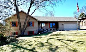 3909 W Lake Shore Drive