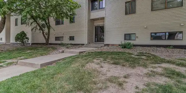 1909 Melrose Drive