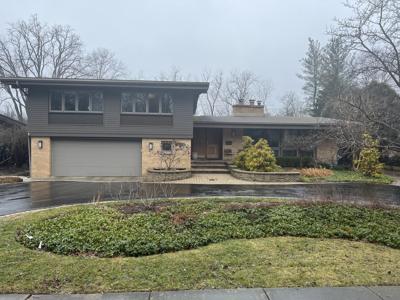 1020 Edgebrook Lane