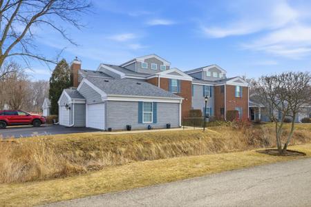 8421 Canary Grass Lane