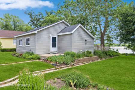 1123 W Northeast Shore Drive