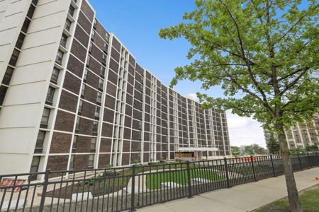 1500 Sheridan Road