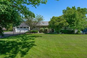 5420 W Lake Shore Drive