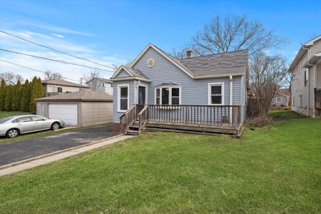 527 Forest Glen Drive