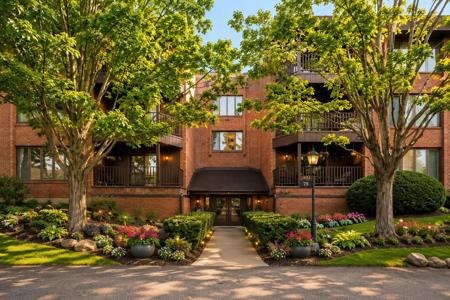 75 Boardwalk Place