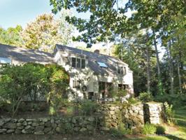 11 Clover Lane