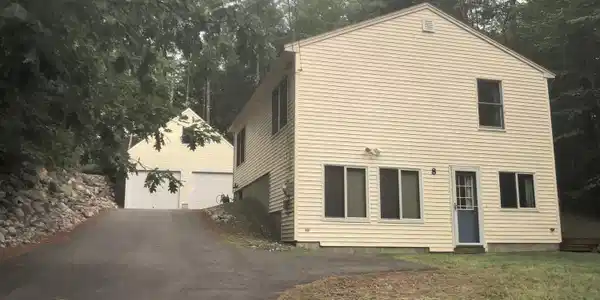 8 Lone Pine Road