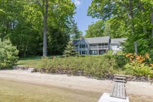 158 Deep Cove Road