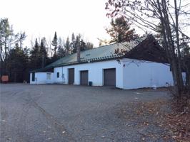 13 Crescent ST