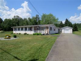 20 Lakeside Lane