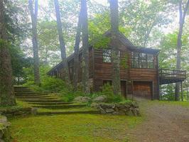 61 Hatch Cove RD