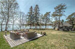 63 Lakehouse Road