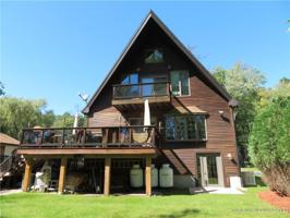 76 Lake Shore Drive
